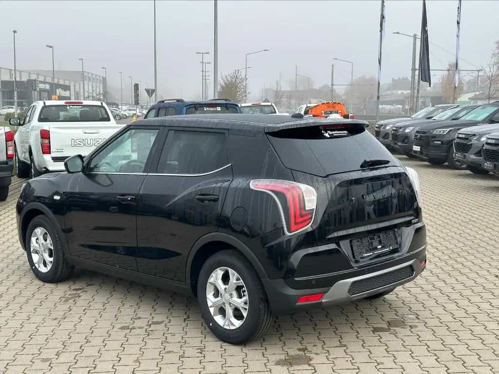 KGM Tivoli 1.5 T-GDI A/T Essential (Nomad) null-photo-2