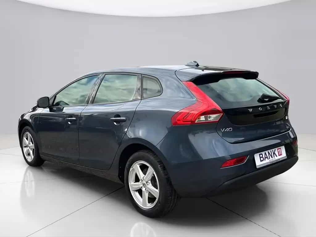 Volvo V40 Kinetic*2.Hand*SHZ*PDC*Temp.*HU/AU 07/27 04/2018-photo-2