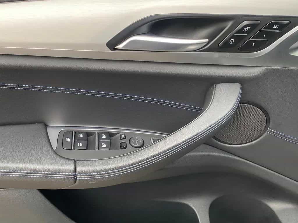 BMW X3 M40 i LED Pano Leder Kamera Navi DAB HiFi 06/2021-photo-26