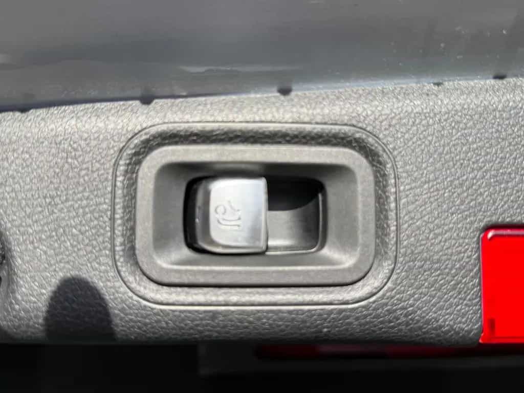 Mercedes-Benz E-Class 200 Lim 9G-Tronic Avantgarde I 360 I Multibeam 06/2016-photo-15