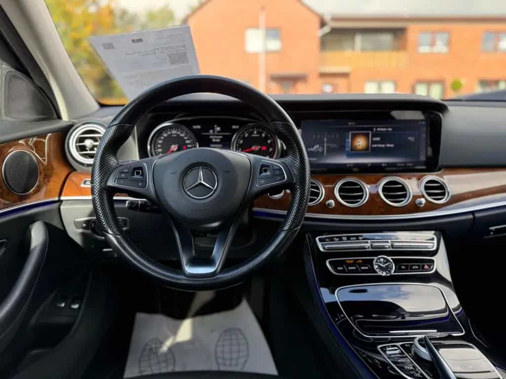 Mercedes-Benz E-Class 200 Lim 9G-Tronic Avantgarde I 360 I Multibeam 06/2016-photo-18