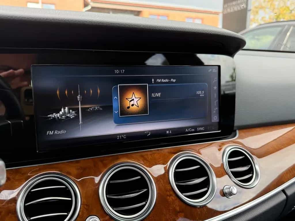 Mercedes-Benz E-Class 200 Lim 9G-Tronic Avantgarde I 360 I Multibeam 06/2016-photo-23