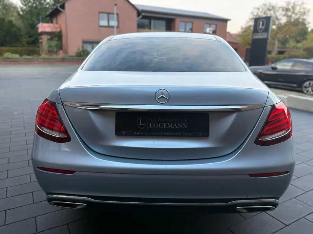 Mercedes-Benz E-Class 200 Lim 9G-Tronic Avantgarde I 360 I Multibeam 06/2016-photo-4
