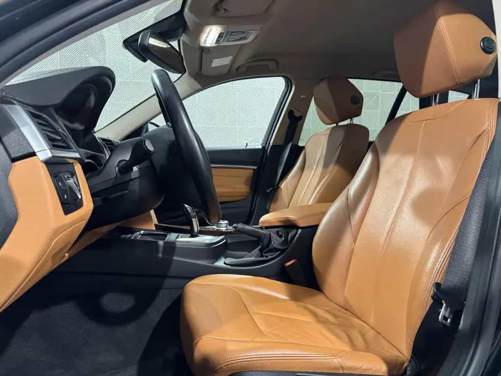 BMW 320 Touring*LUXURY*LEDER-SHZ-PDC-LED-BLUETOOTH 12/2018-photo-14