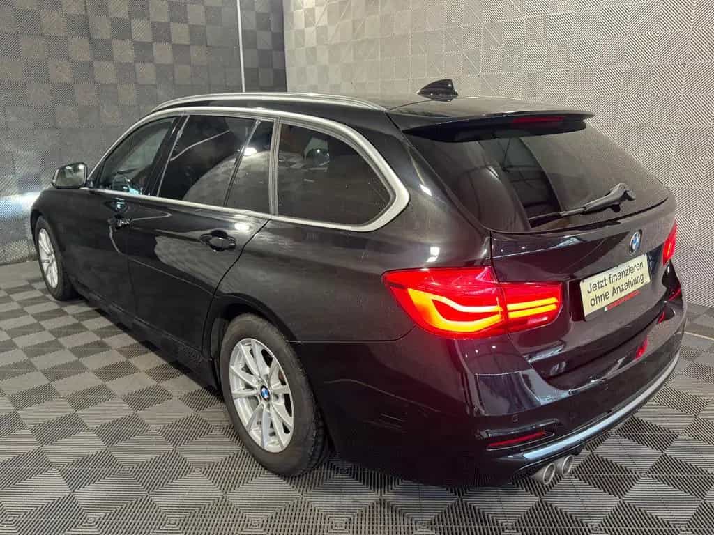 BMW 320 Touring*LUXURY*LEDER-SHZ-PDC-LED-BLUETOOTH 12/2018-photo-2