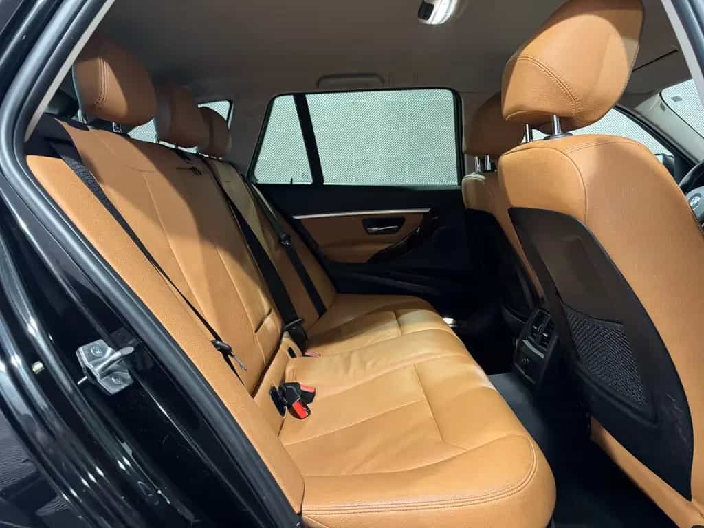 BMW 320 Touring*LUXURY*LEDER-SHZ-PDC-LED-BLUETOOTH 12/2018-photo-9