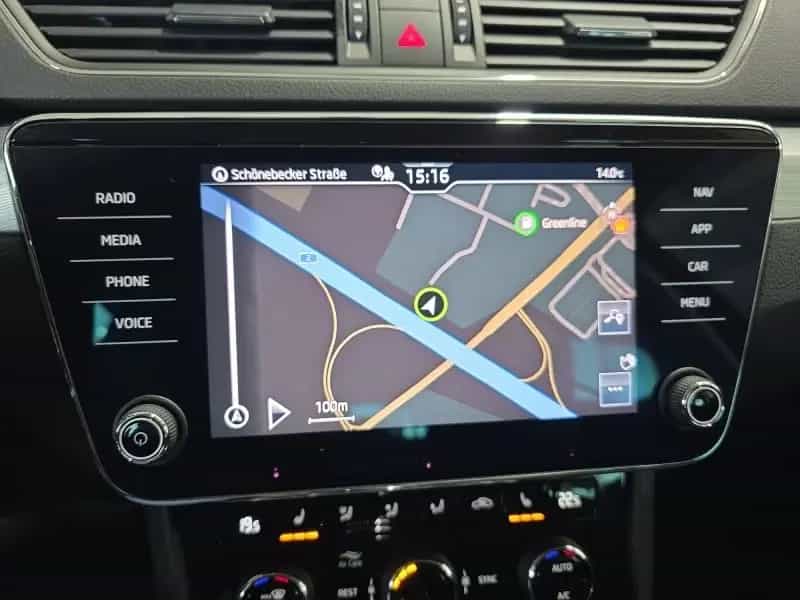 Skoda Superb Combi 1,5TSI DSG Navi/Kamera/el.Klappe/Ke 04/2024-photo-29