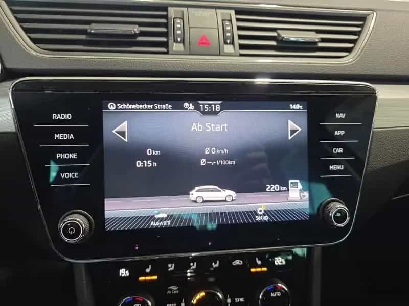 Skoda Superb Combi 1,5TSI DSG Navi/Kamera/el.Klappe/Ke 04/2024-photo-33