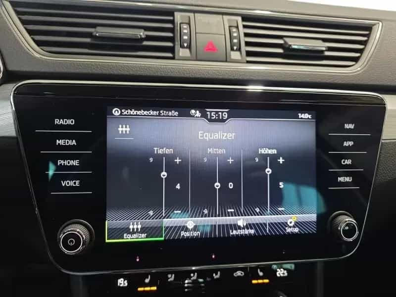 Skoda Superb Combi 1,5TSI DSG Navi/Kamera/el.Klappe/Ke 04/2024-photo-42