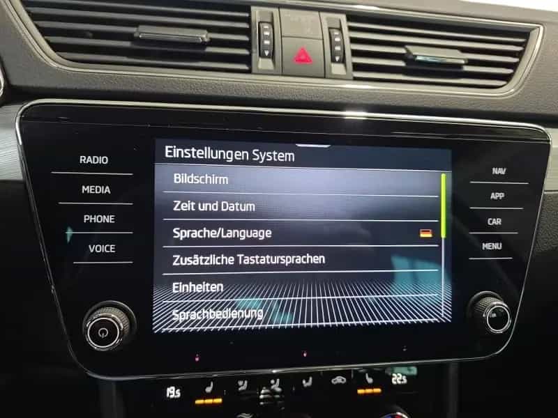 Skoda Superb Combi 1,5TSI DSG Navi/Kamera/el.Klappe/Ke 04/2024-photo-45