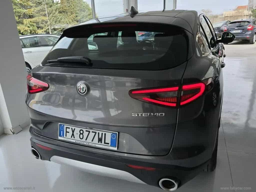 Alfa Romeo Stelvio ROMEO Stelvio 2.2 T.diesel 160CV AT8 RWD Bu 10/2019-photo-14