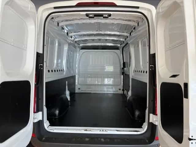 Maxus Deliver 9 L3H2 Luxury 5J o. 160.000 KM Garantie 06/2025-photo-9