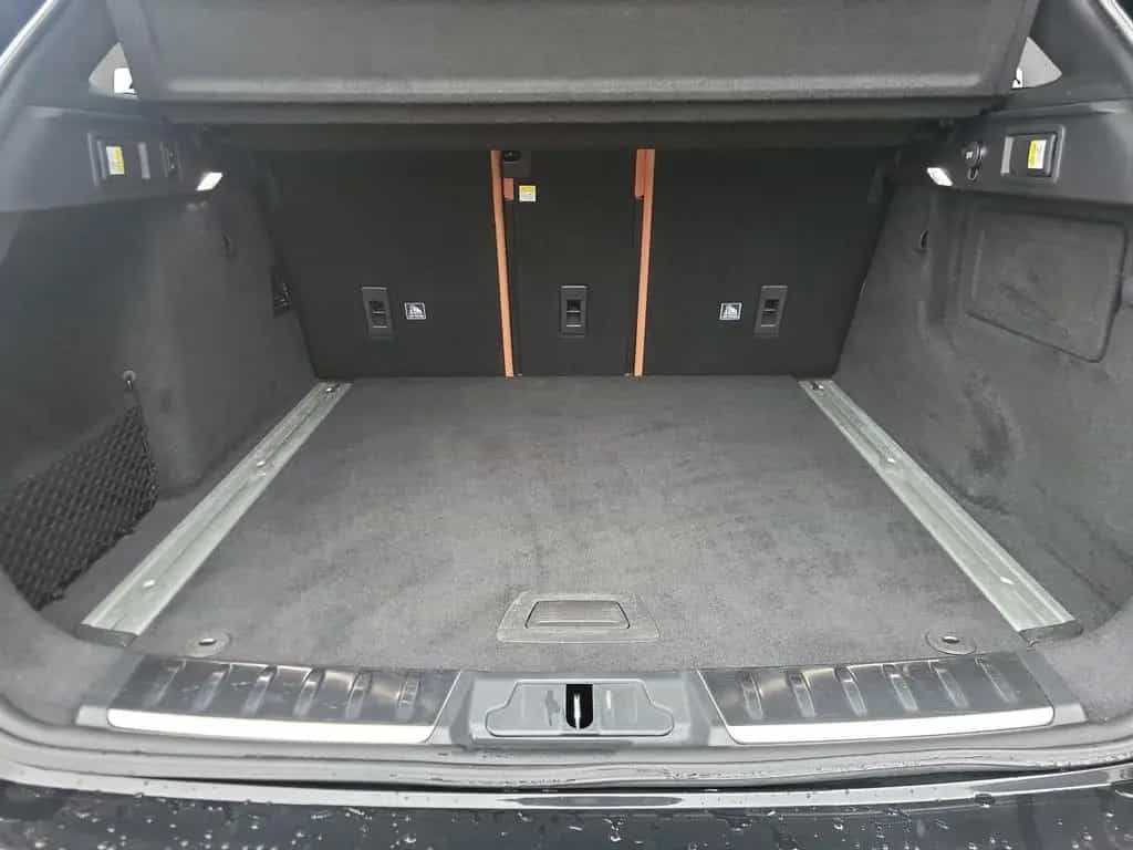 Jaguar F-Pace SVR 4WD Head-Up DAB LED WLAN RFK AHK PDC 03/2020-photo-17