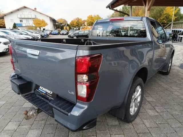 Isuzu D-Max 1.9l Space Cab 4x4 LS AT 07/2023-photo-5
