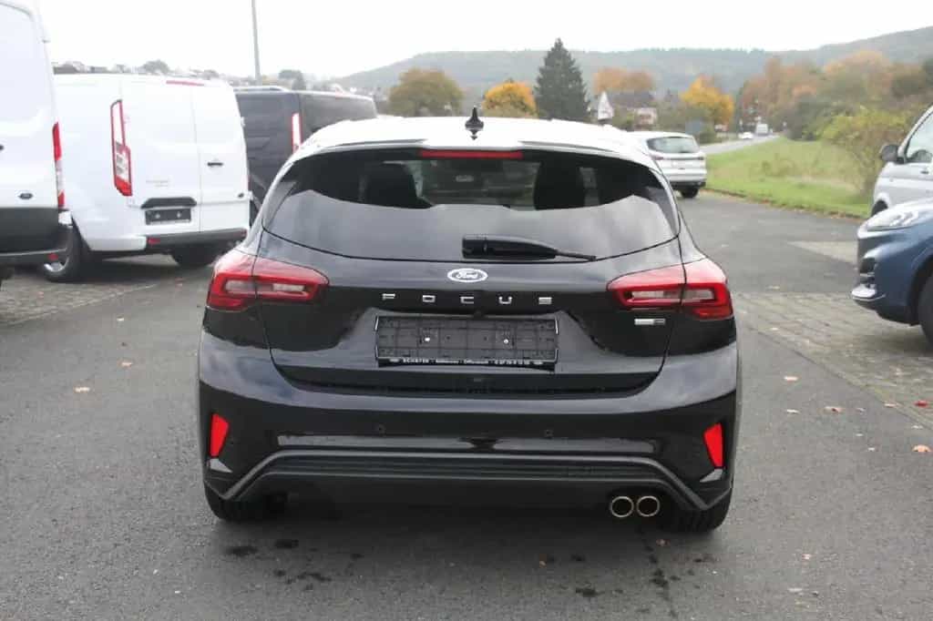 Ford Focus Lim. ST-Line X+SHZ+LHZ+LMF+B&O+LED+SPORT 02/2023-photo-3