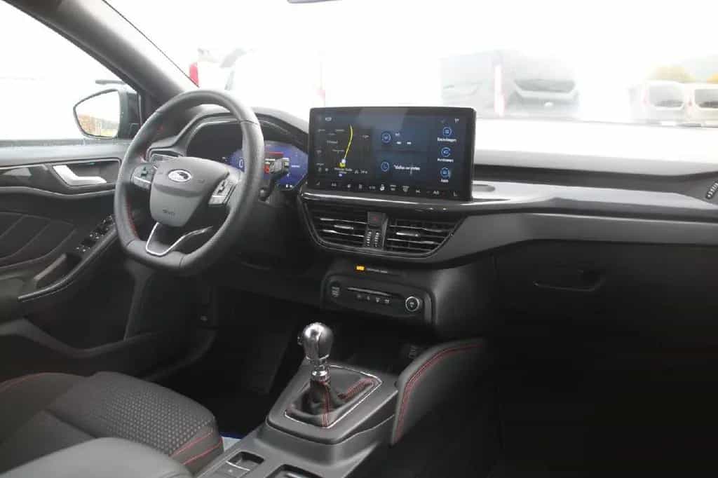 Ford Focus Lim. ST-Line X+SHZ+LHZ+LMF+B&O+LED+SPORT 02/2023-photo-6