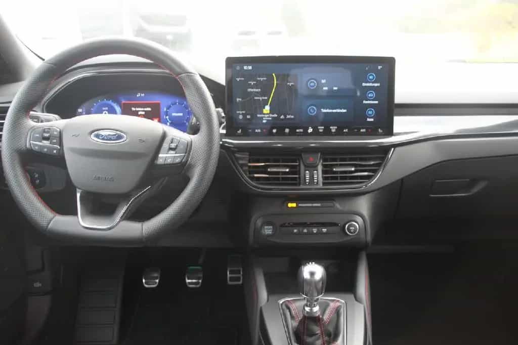 Ford Focus Lim. ST-Line X+SHZ+LHZ+LMF+B&O+LED+SPORT 02/2023-photo-7