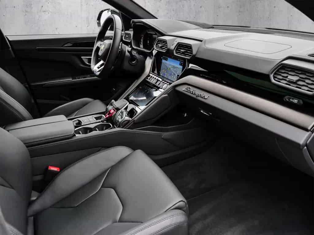 Lamborghini Urus S Nero Helene, Park Assistance Package 03/2024-photo-15
