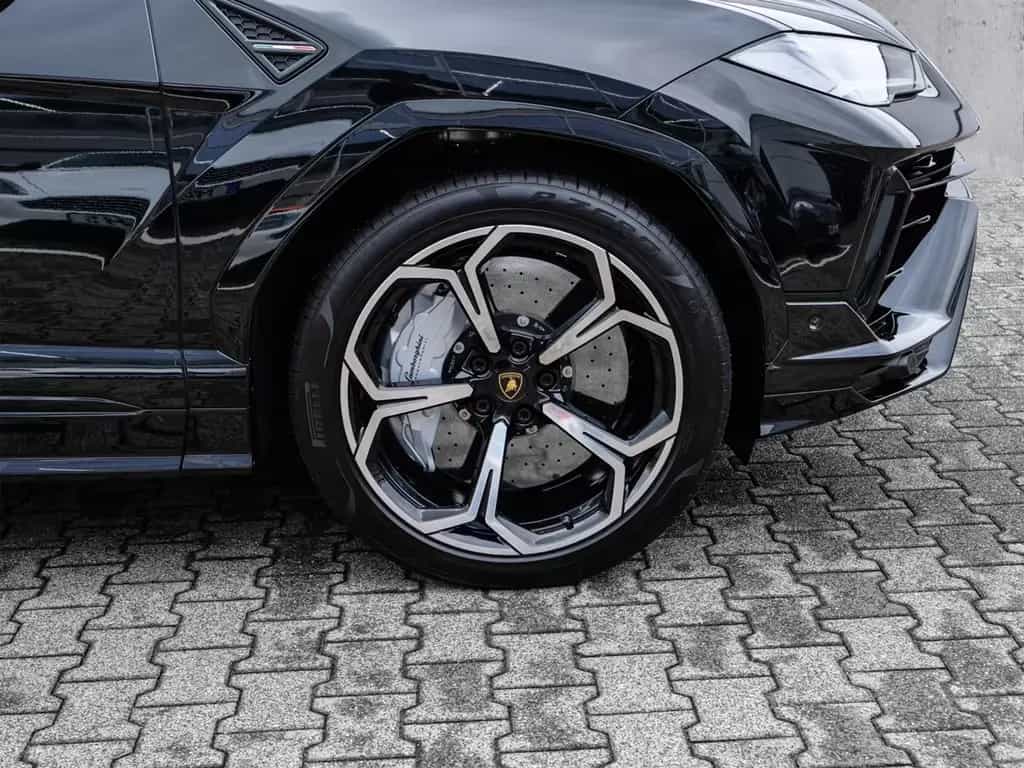 Lamborghini Urus S Nero Helene, Park Assistance Package 03/2024-photo-8