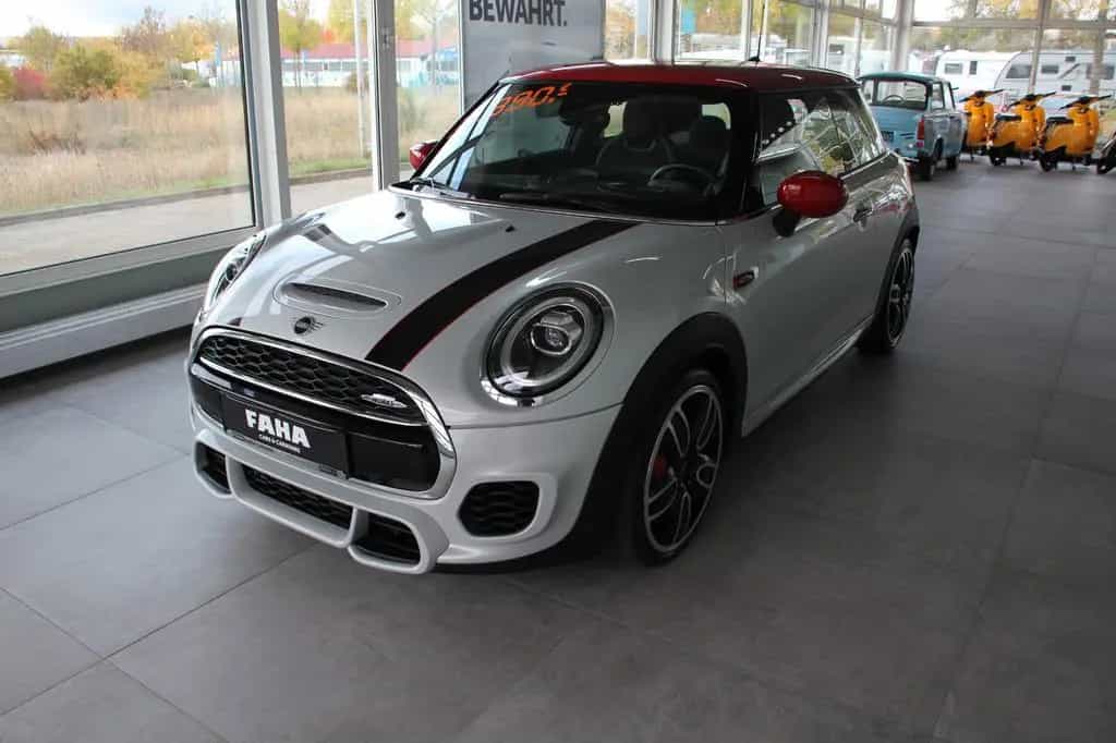 MINI John Cooper Works 08/2020-photo-0