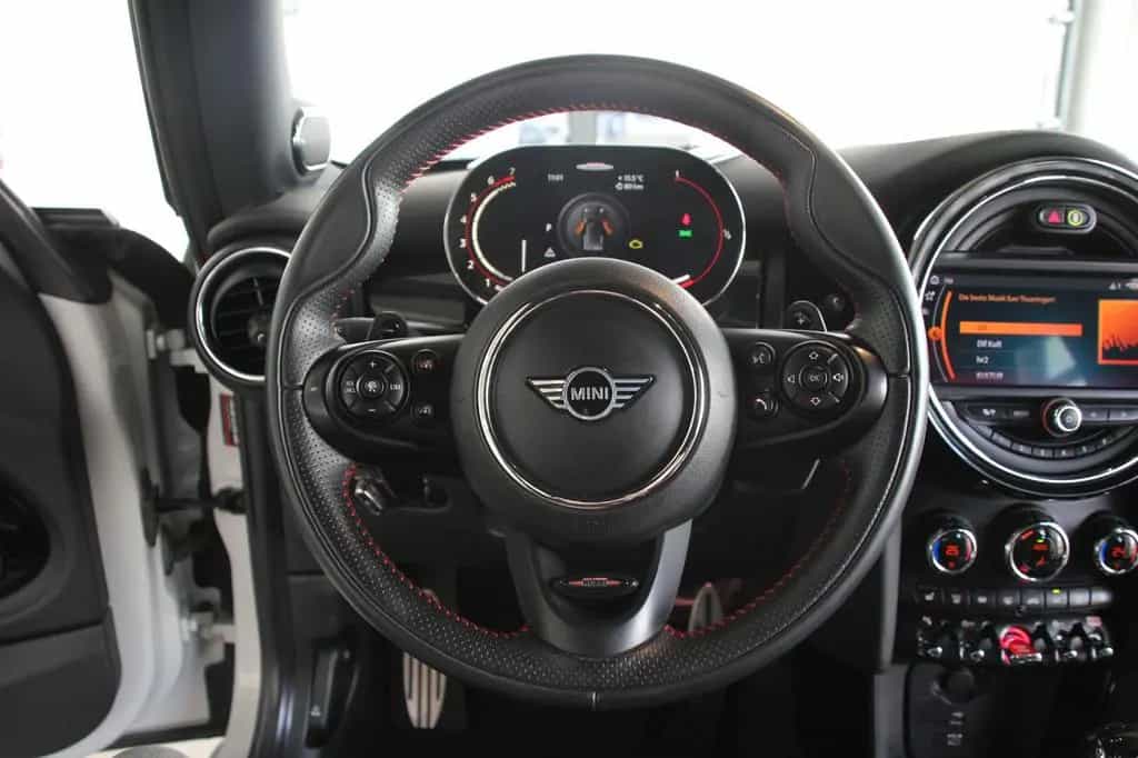 MINI John Cooper Works 08/2020-photo-11