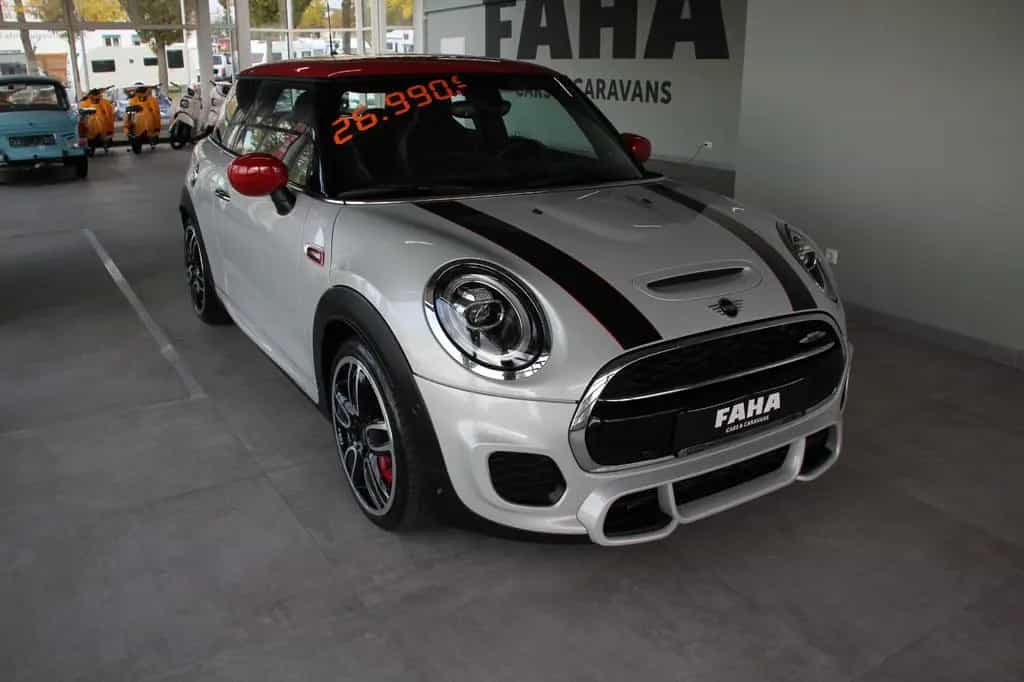 MINI John Cooper Works 08/2020-photo-2