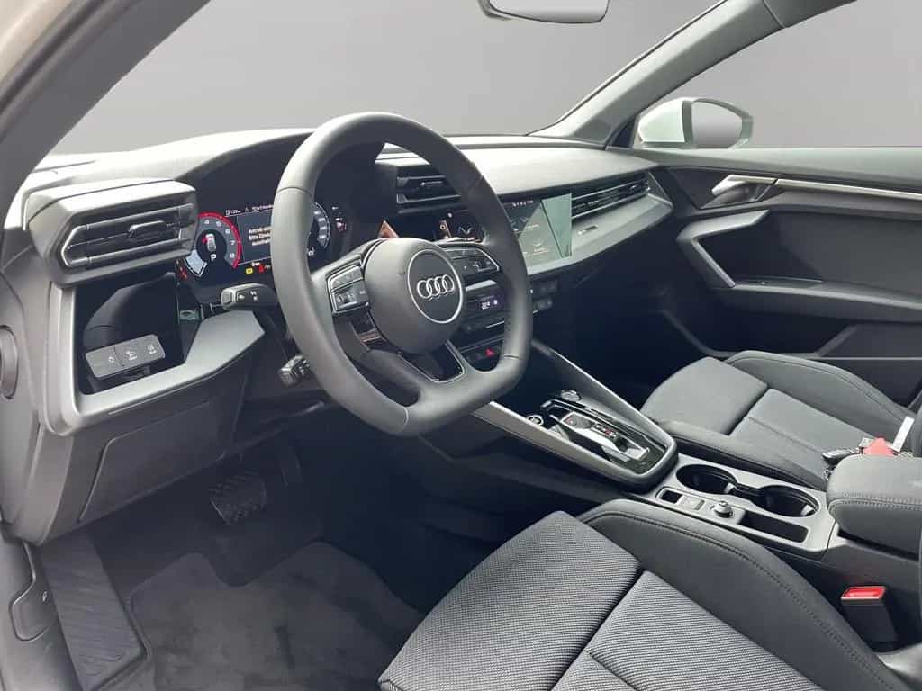 Audi A3 allstreet 35 TFSI LED AHK CarPlay ACC 18" 10/2025-photo-8