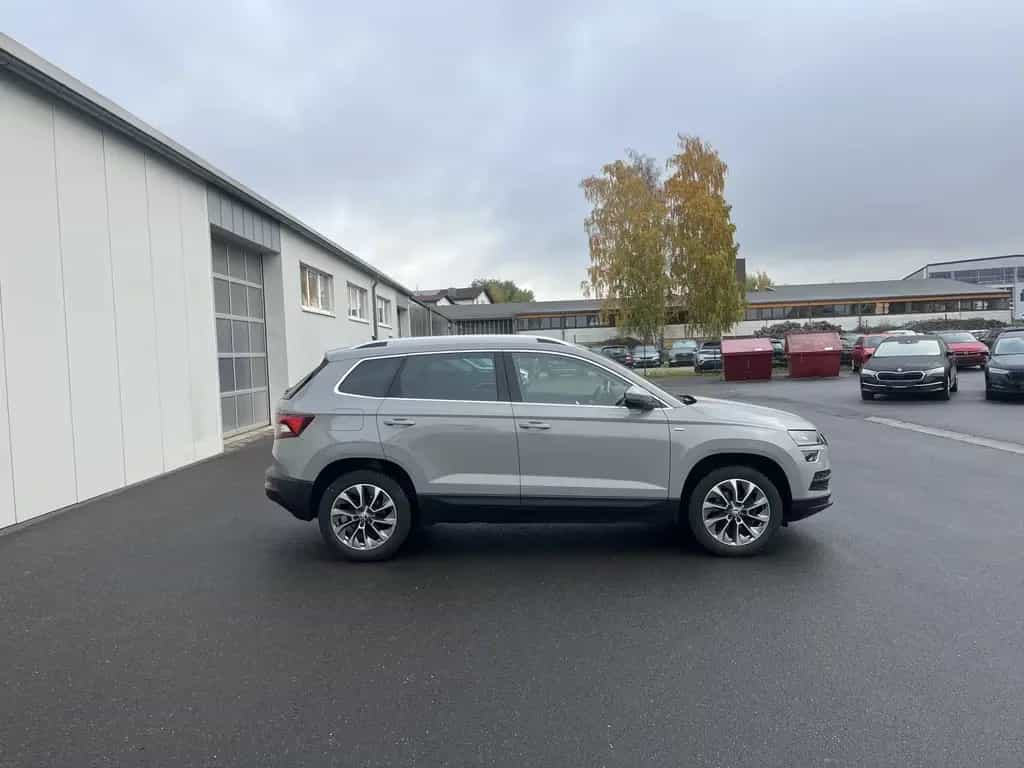 Skoda Karoq 2.0 TDI Ambition Clever Navi Keyless RFK S 04/2021-photo-4