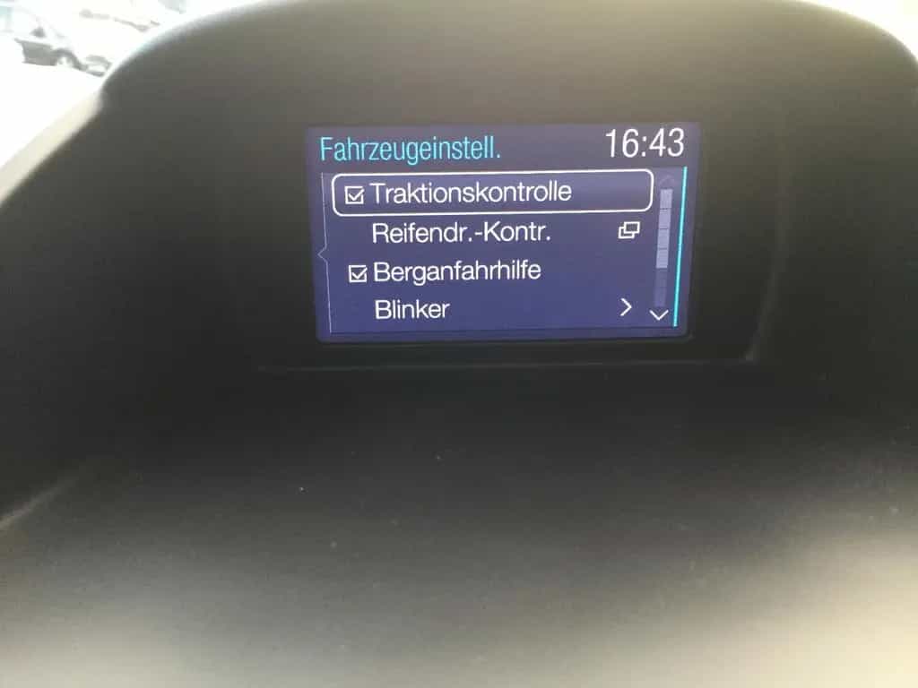 Ford Fiesta 1.0 EcoBoost Titanium Fernlichtass. LM 06/2017-photo-10
