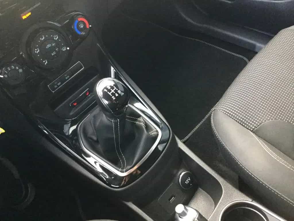 Ford Fiesta 1.0 EcoBoost Titanium Fernlichtass. LM 06/2017-photo-12