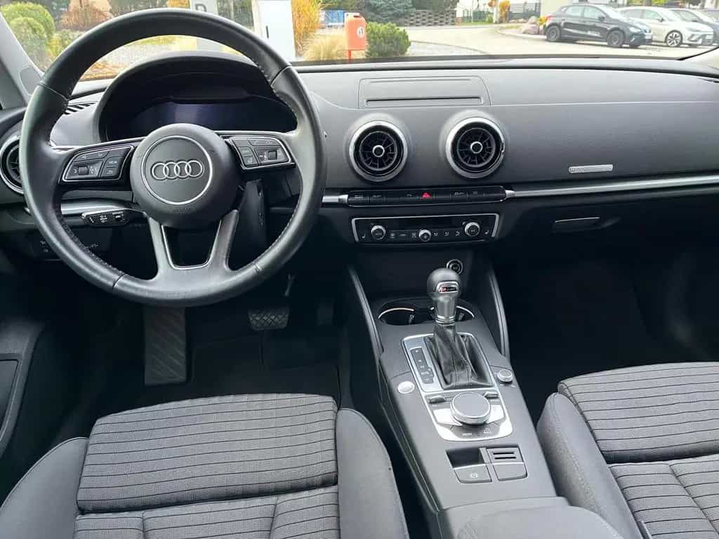 Audi A3 Sportback S-Line Selection 1.5 TSi*Matrix-LED 02/2019-photo-12