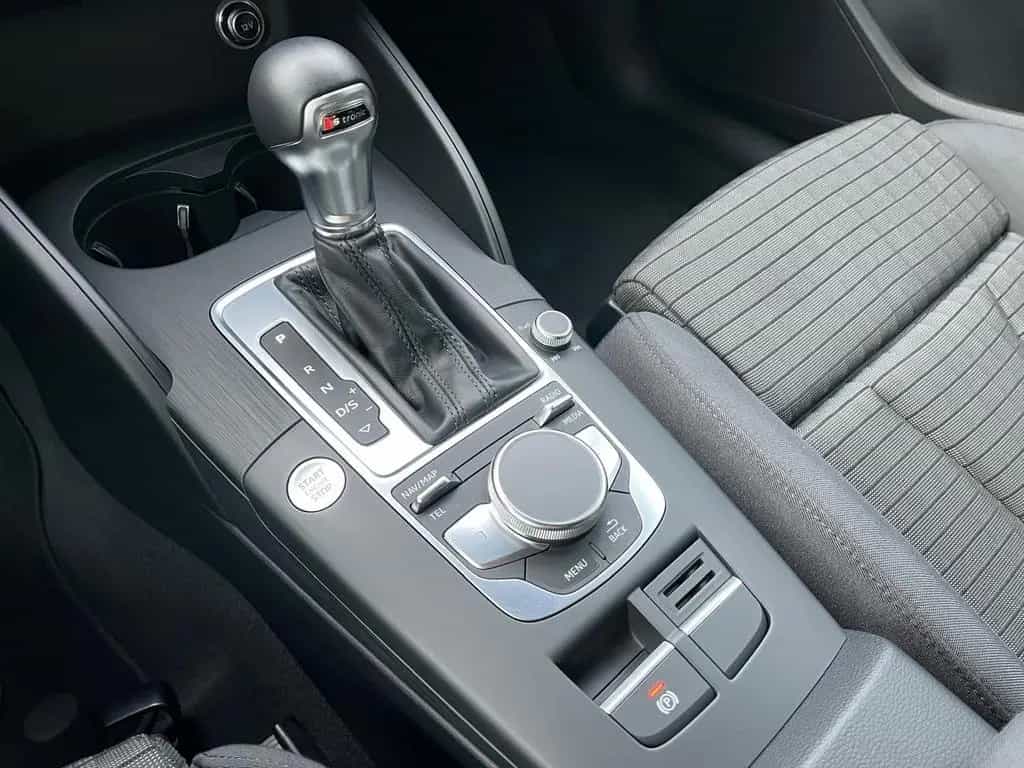Audi A3 Sportback S-Line Selection 1.5 TSi*Matrix-LED 02/2019-photo-19
