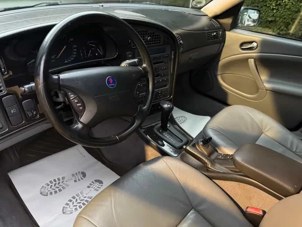 Saab 9-5 Lim. 2.3 T ARC VOLLAUSTATTUNG AUTOMATIK 09/2001-photo-3