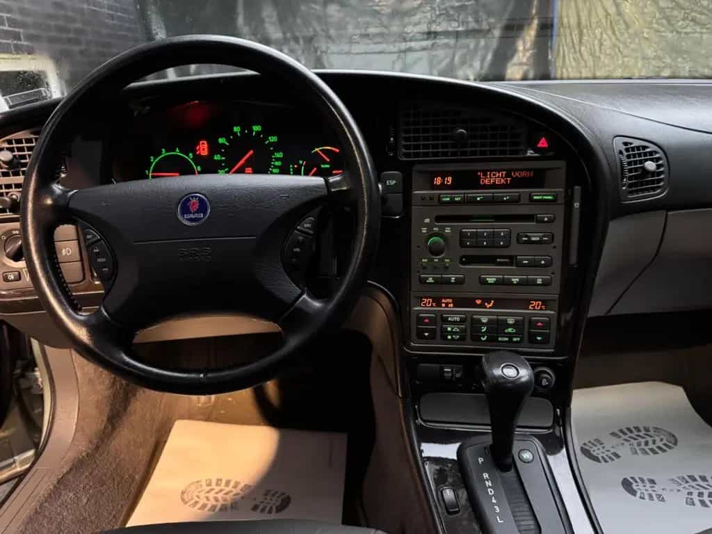 Saab 9-5 Lim. 2.3 T ARC VOLLAUSTATTUNG AUTOMATIK 09/2001-photo-4