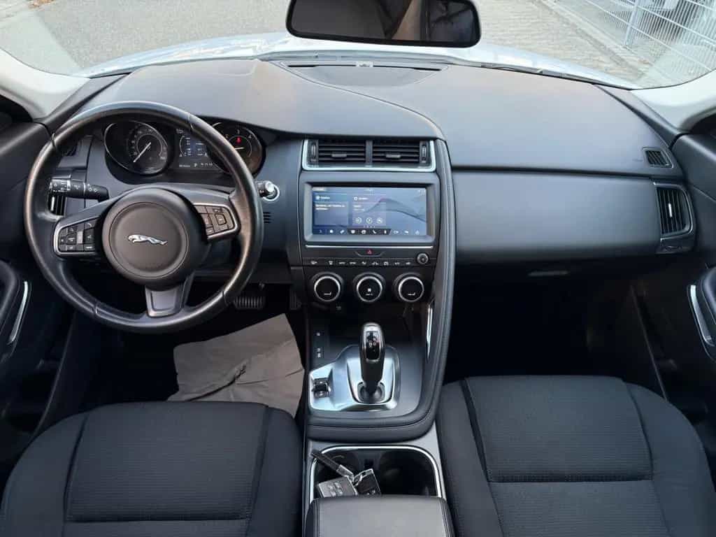 Jaguar E-Pace AWD/AUTOMATIK/KAM/CARPLAY/LED/EUR6 09/2019-photo-13