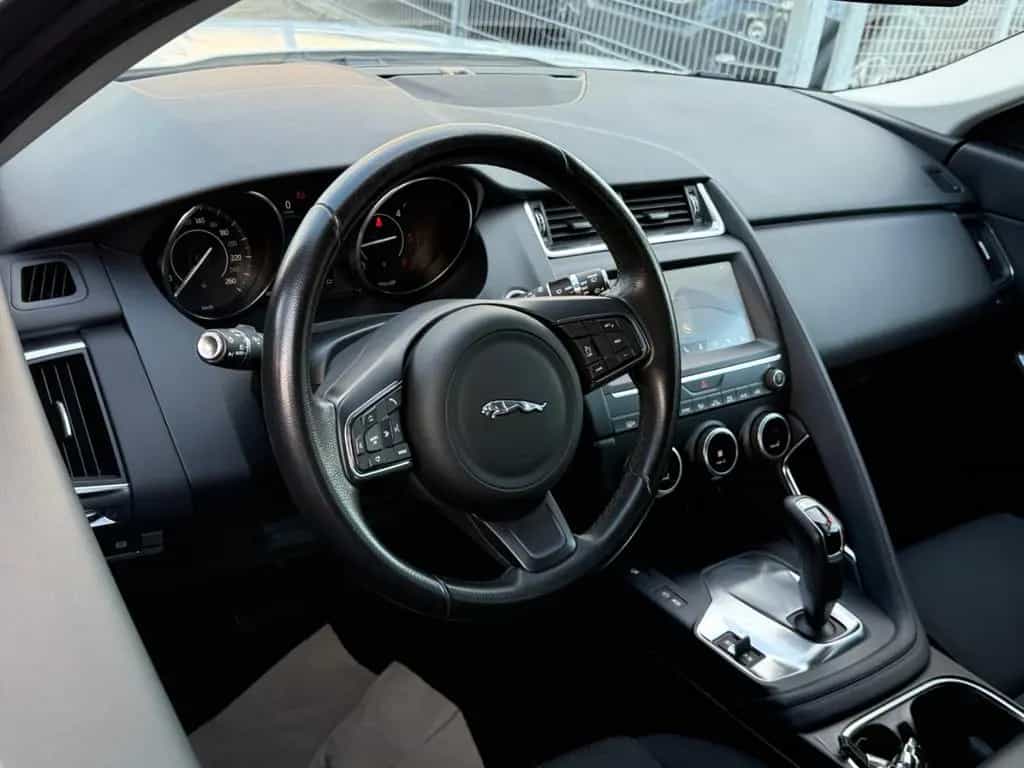 Jaguar E-Pace AWD/AUTOMATIK/KAM/CARPLAY/LED/EUR6 09/2019-photo-18
