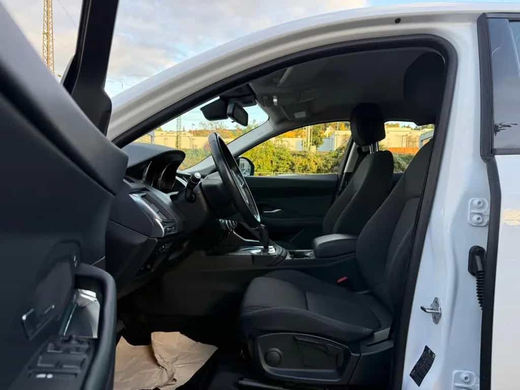 Jaguar E-Pace AWD/AUTOMATIK/KAM/CARPLAY/LED/EUR6 09/2019-photo-20