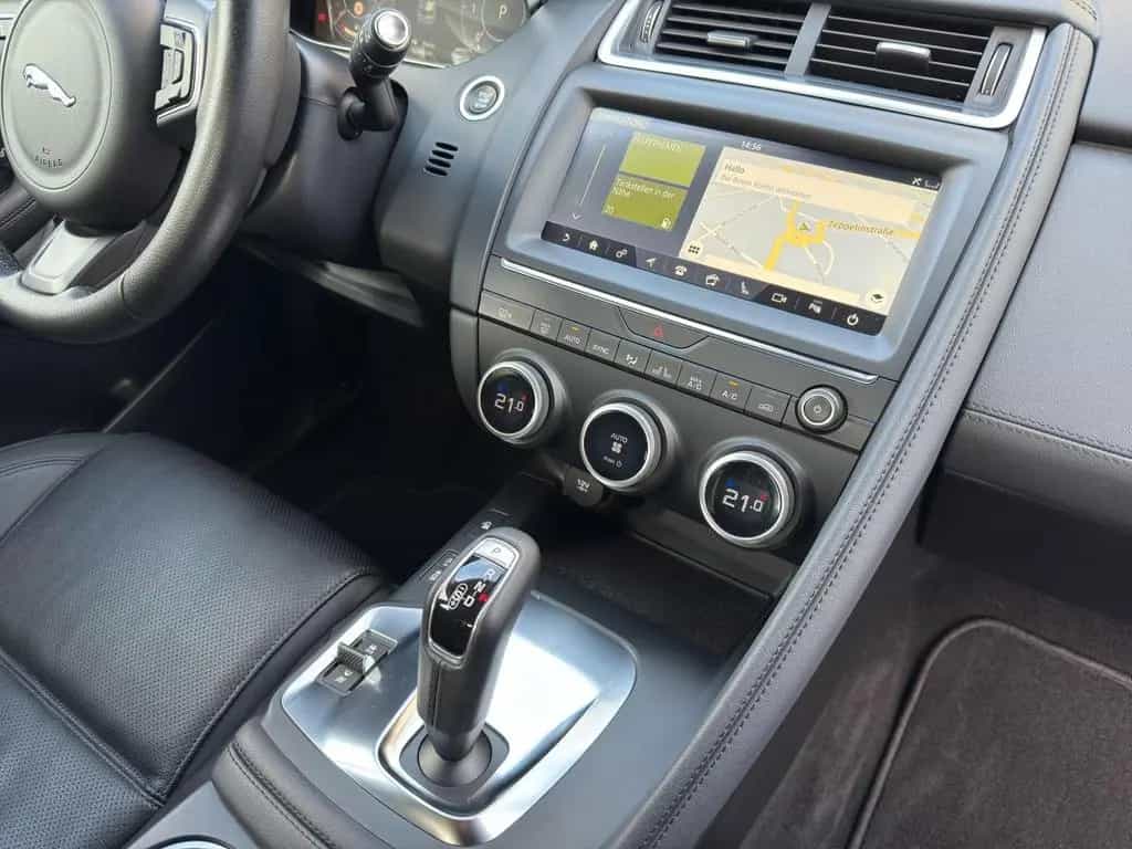 Jaguar E-Pace E-PACE S AWD 11/2018-photo-13
