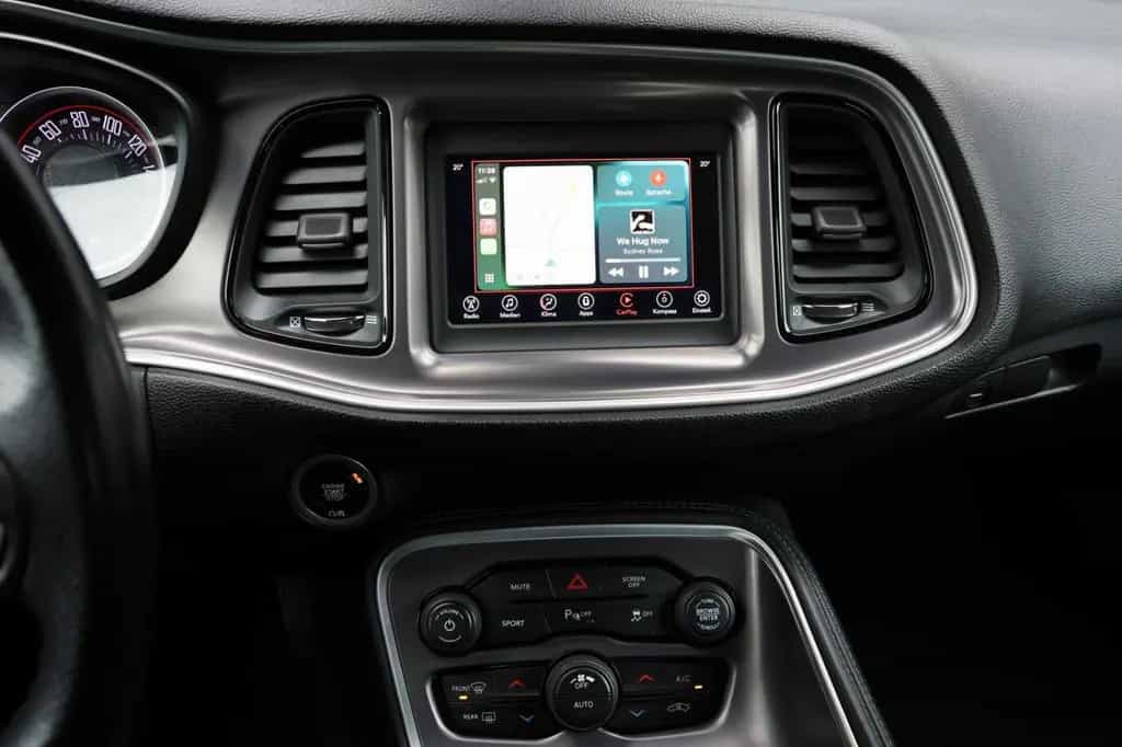 Dodge Challenger R/T 5.7/Sitzheizung/CarPlay/KAMERA/20 01/2021-photo-18