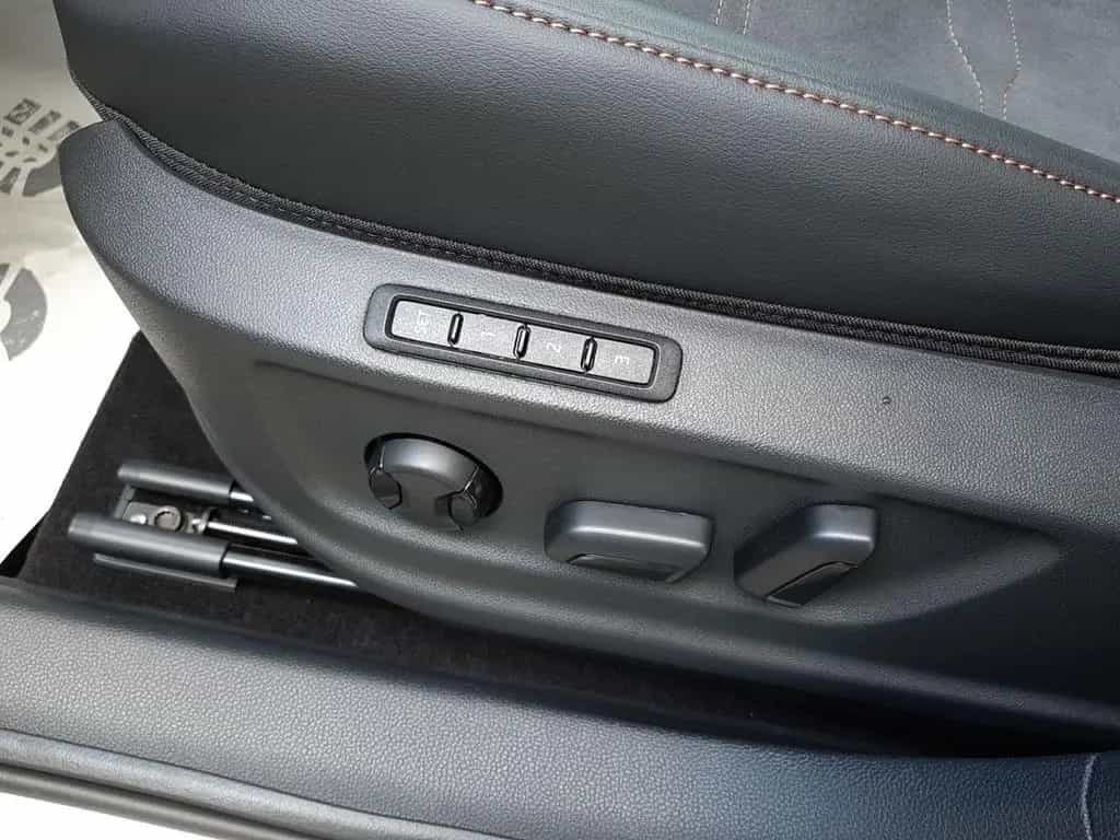 Cupra Ateca VZ 2.0 TSI Tribe Edition AHK*19Z*360°*4Dri 10/2025-photo-14