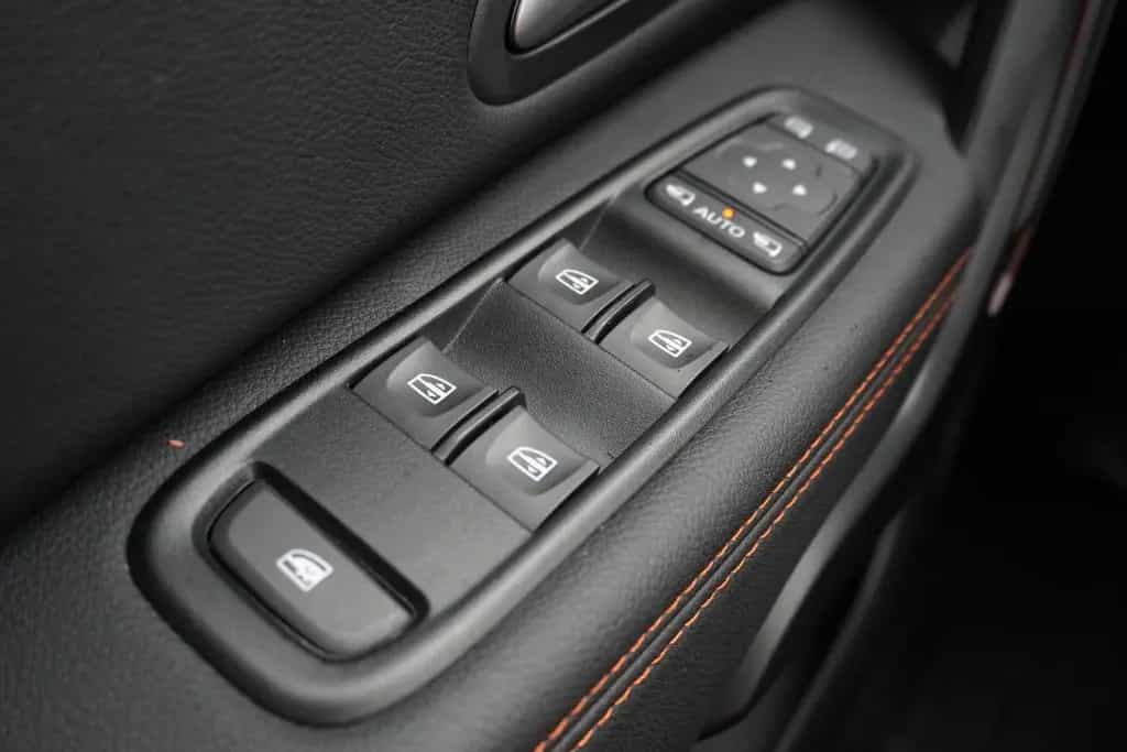 Dacia Duster II 1.3 TCE Extreme Aut. LED Kamera Navi 12/2023-photo-24