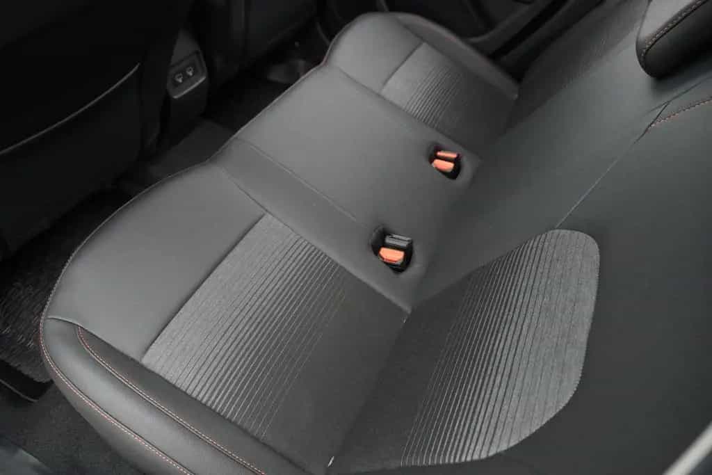 Dacia Duster II 1.3 TCE Extreme Aut. LED Kamera Navi 12/2023-photo-29