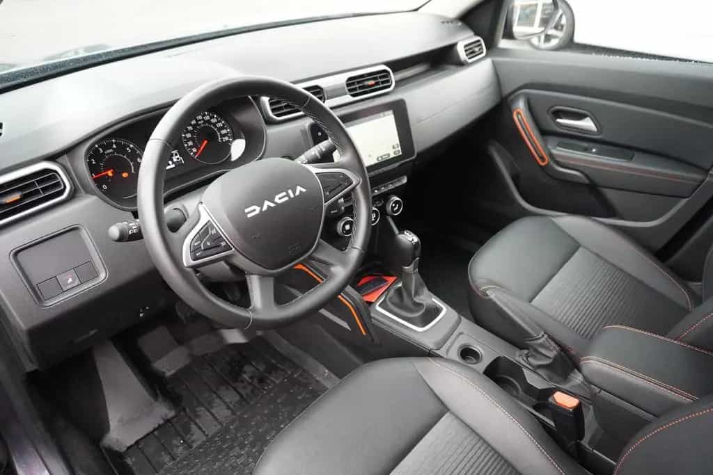 Dacia Duster II 1.3 TCE Extreme Aut. LED Kamera Navi 12/2023-photo-6