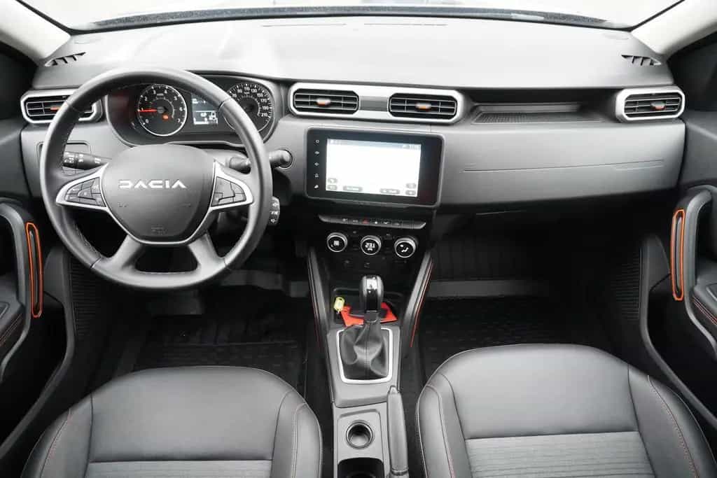 Dacia Duster II 1.3 TCE Extreme Aut. LED Kamera Navi 12/2023-photo-7