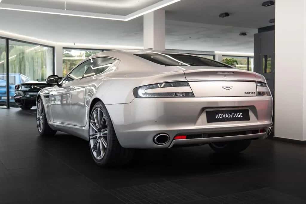 Aston Martin Rapide Touchtronic V12 /Bang&Olufsen 10/2010-photo-3