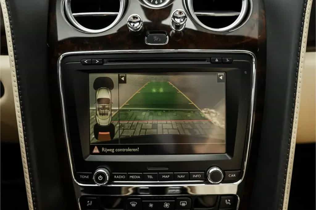 Bentley Continental GTC 6.0 W12 Facelift Massage Ventila 01/2012-photo-21