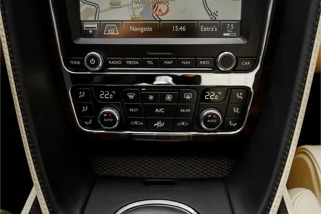 Bentley Continental GTC 6.0 W12 Facelift Massage Ventila 01/2012-photo-24