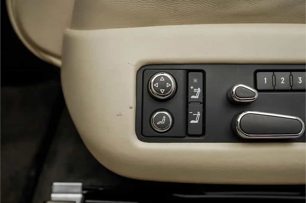 Bentley Continental GTC 6.0 W12 Facelift Massage Ventila 01/2012-photo-36