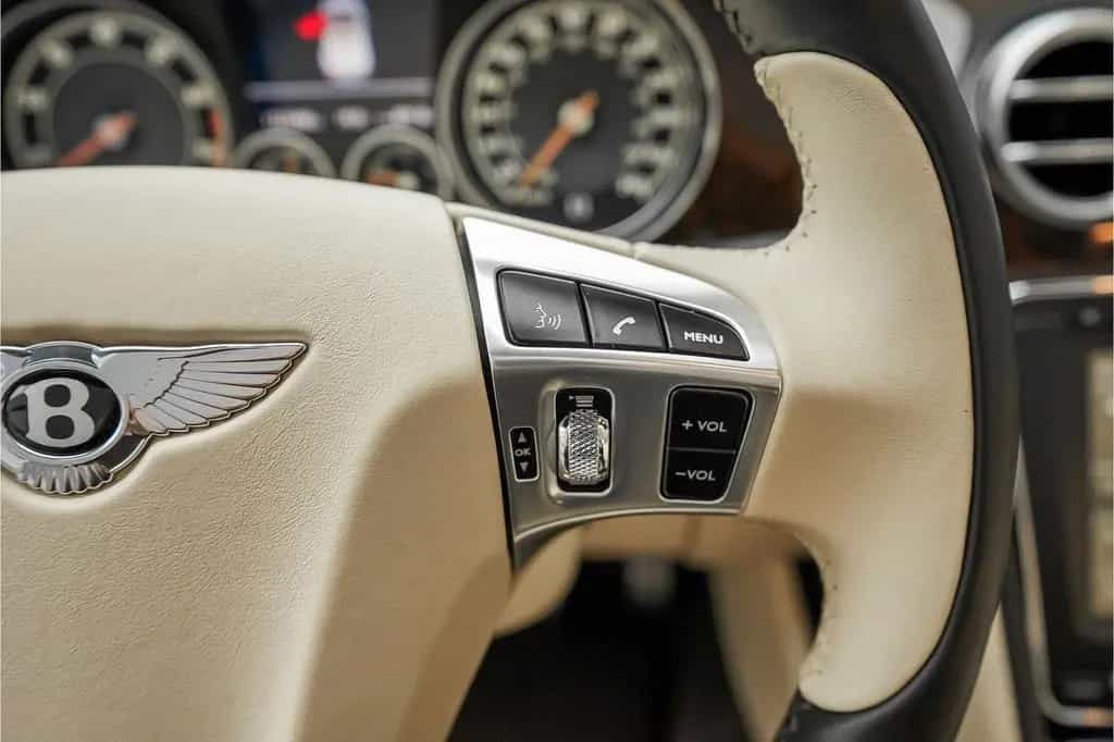 Bentley Continental GTC 6.0 W12 Facelift Massage Ventila 01/2012-photo-40