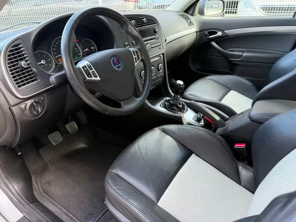 Saab 9-3 Lim.Vector Klimaaut,Leder,Scheckheftgepflegt 07/2008-photo-8